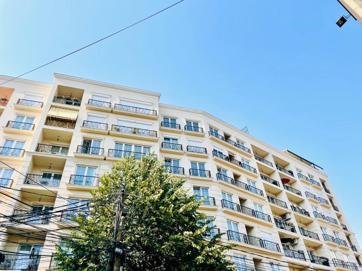 4 Llullat - City Center Apartment Pristina Extérieur photo